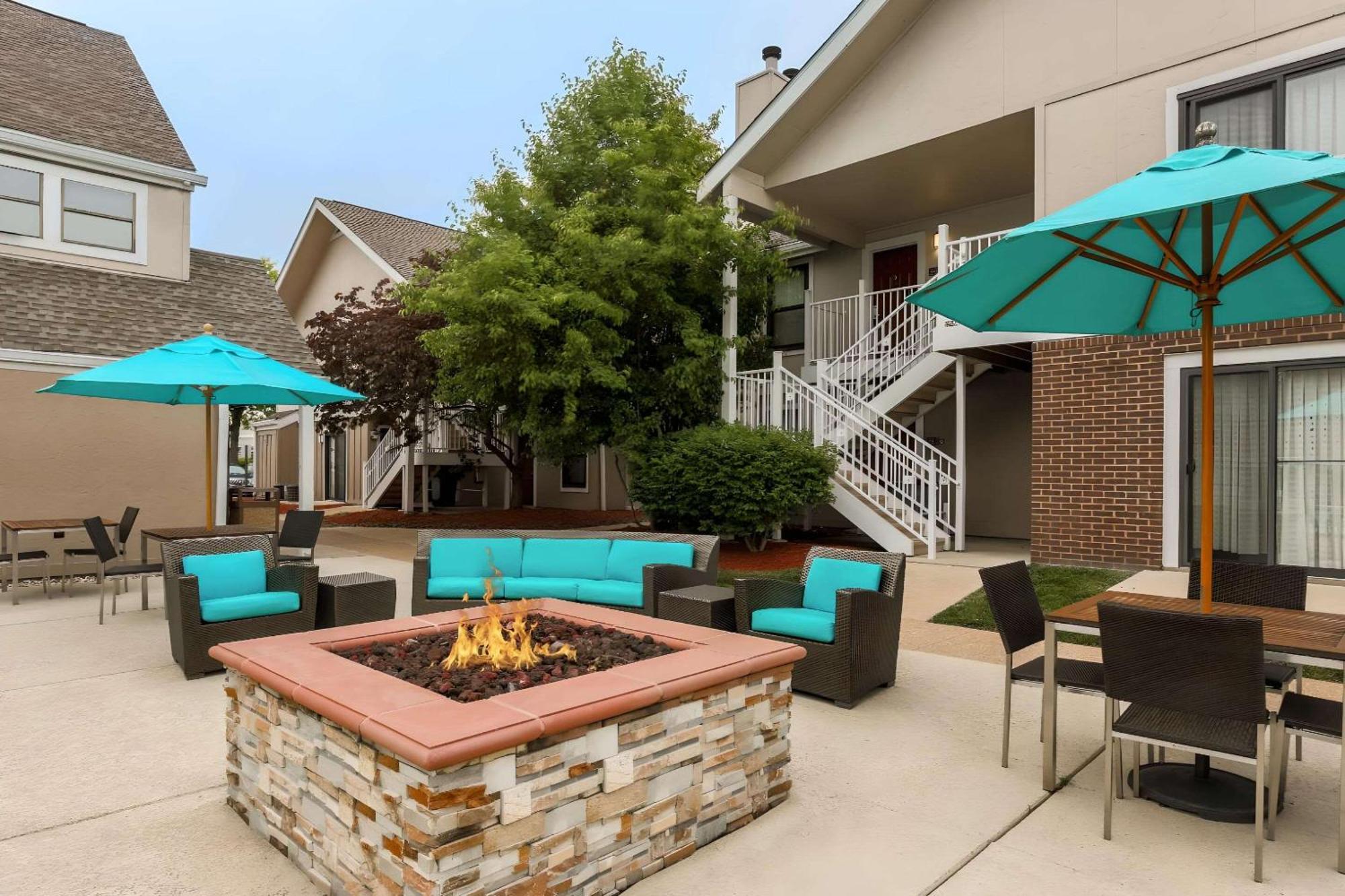 Mainstay Suites St Louis - Galleria Richmond Heights Экстерьер фото