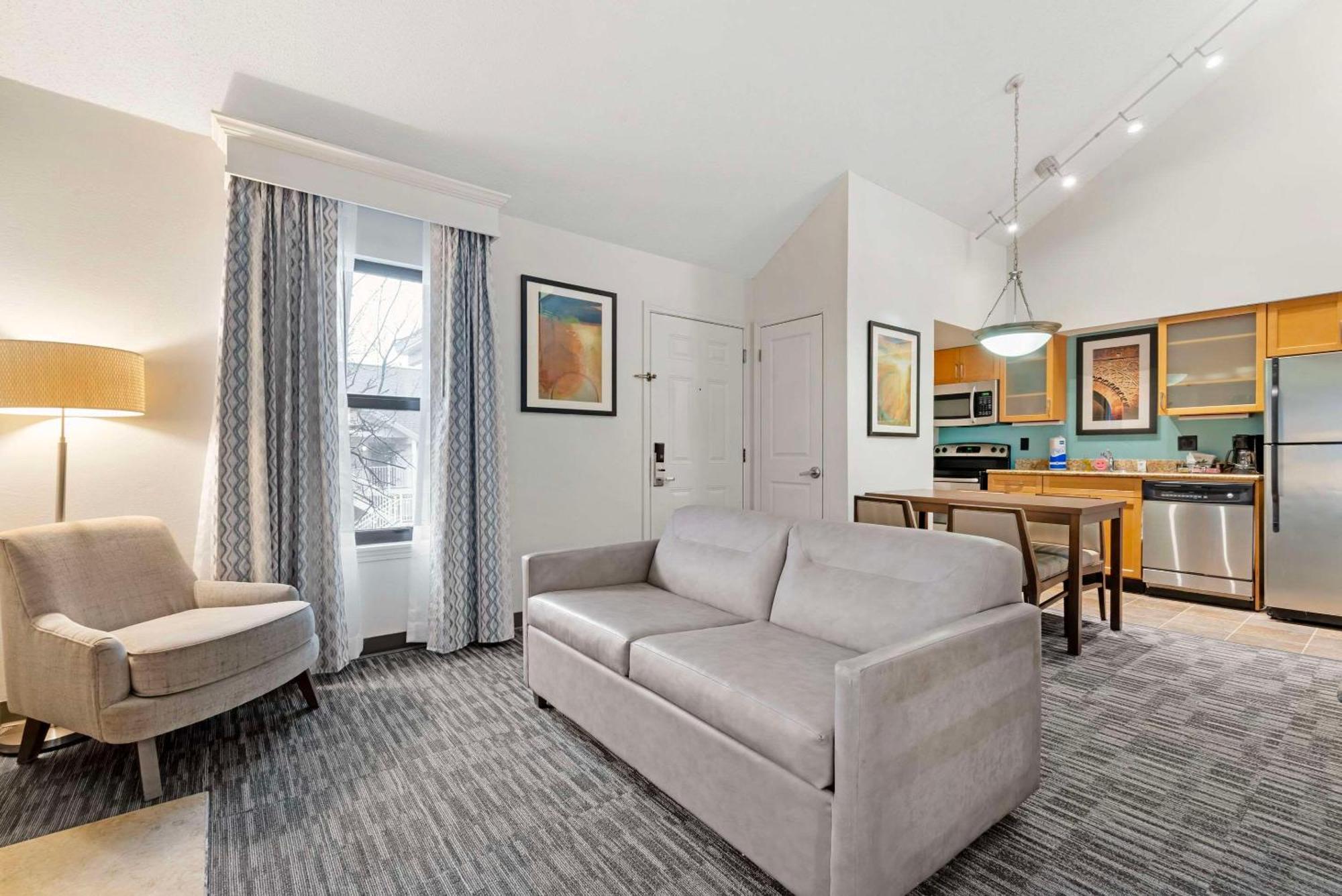 Mainstay Suites St Louis - Galleria Richmond Heights Экстерьер фото