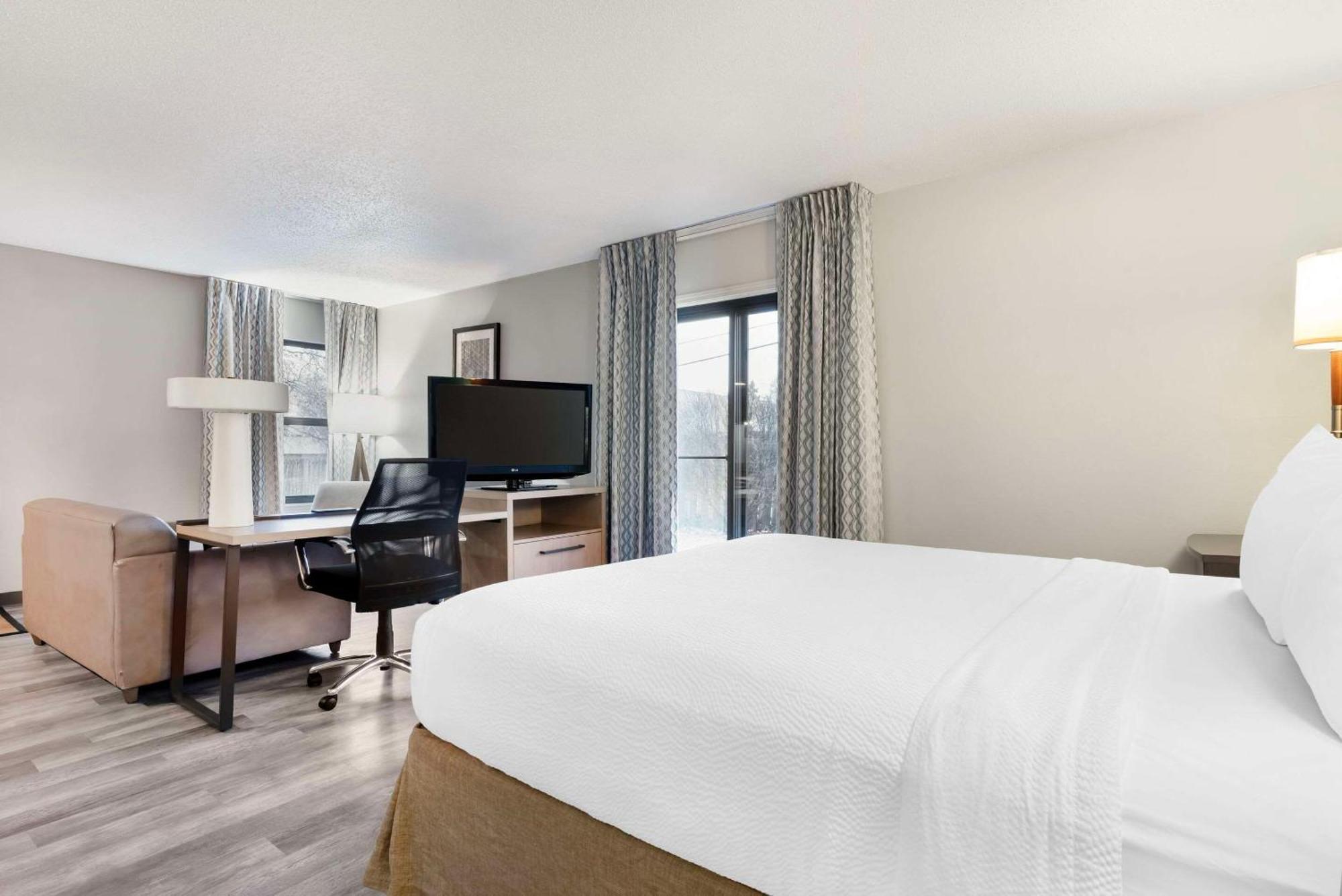 Mainstay Suites St Louis - Galleria Richmond Heights Экстерьер фото
