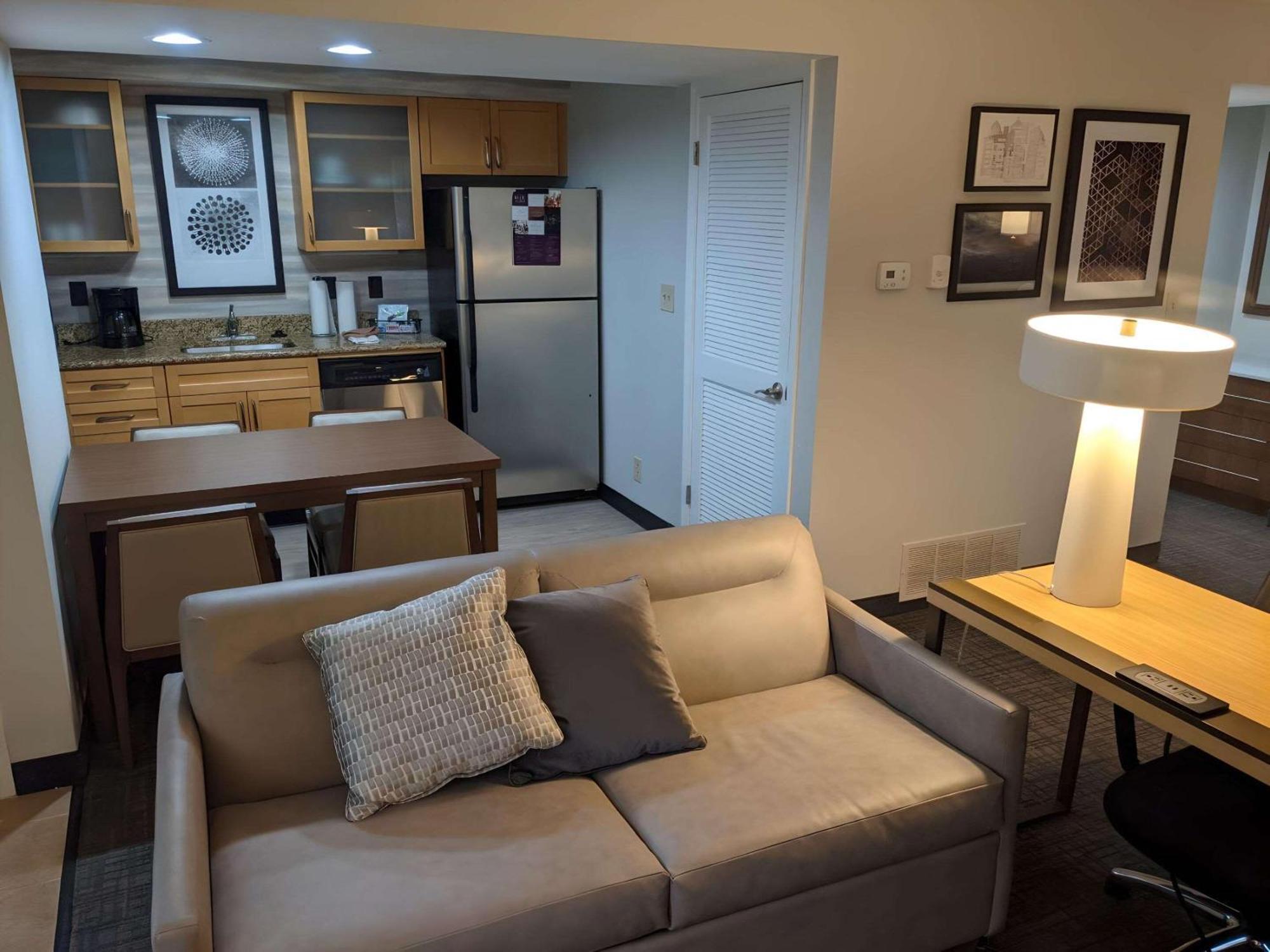 Mainstay Suites St Louis - Galleria Richmond Heights Экстерьер фото