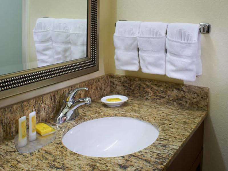 Mainstay Suites St Louis - Galleria Richmond Heights Экстерьер фото